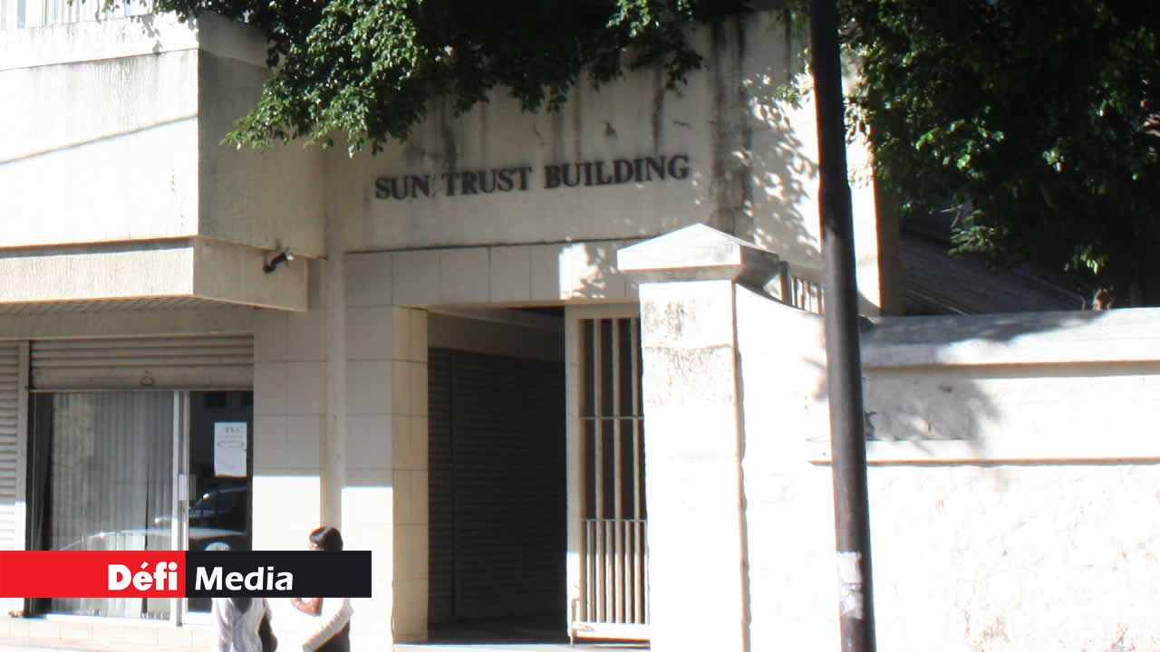 Bâtiment du Sun Trust, à Port-Louis