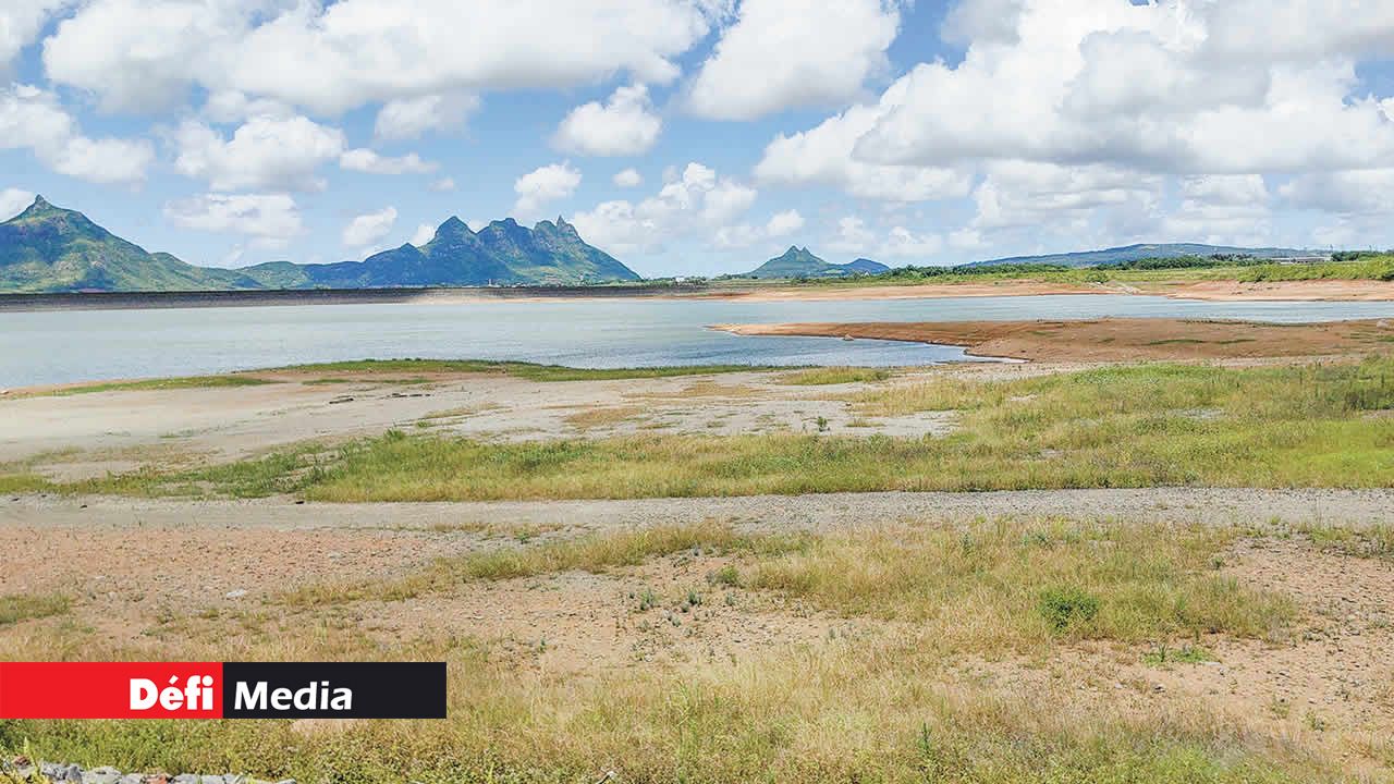 Une plaine ? Non, le Bagatelle Dam asséché…