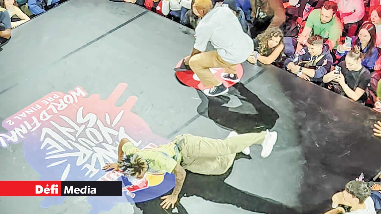 Battle entre deux danseurs lors des phases de présélections.