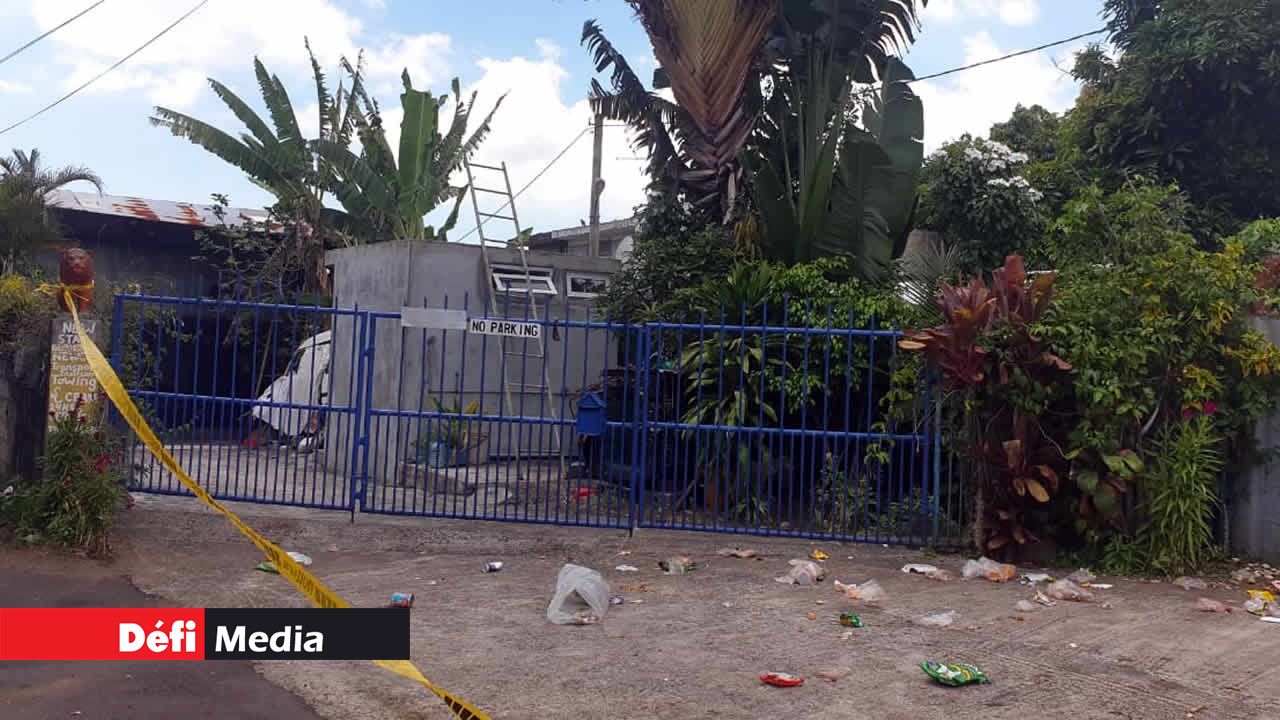 Rutil Sookun avait stationné son camion et sa fourgonnette devant la maison de ses parents afin de s’en prendre à Shobhanand Bhoyroo. Meurtre à Ville-Bague