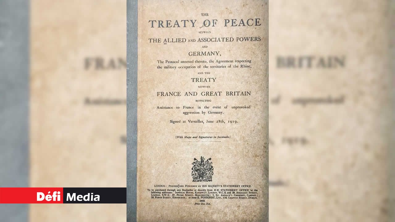 Le Traité de Versailles a mis fin à la Première Guerre mondiale impliquant l’Allemagne et les puissances alliées.