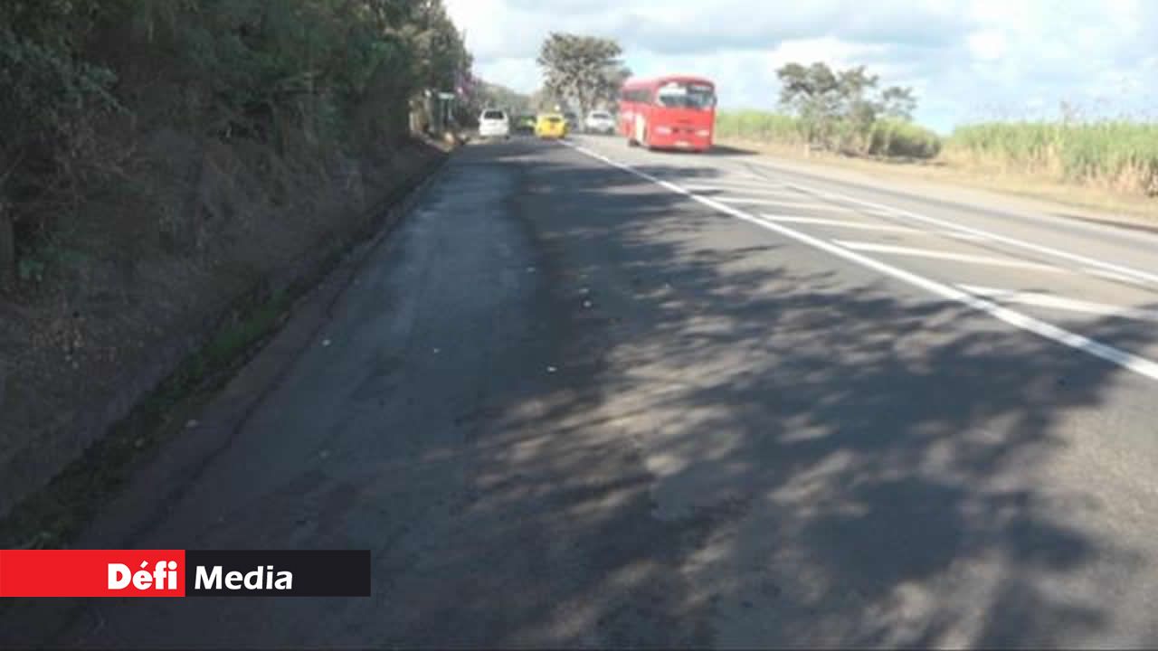 La route qui longe La Chaumière sera bientôt éclairée.