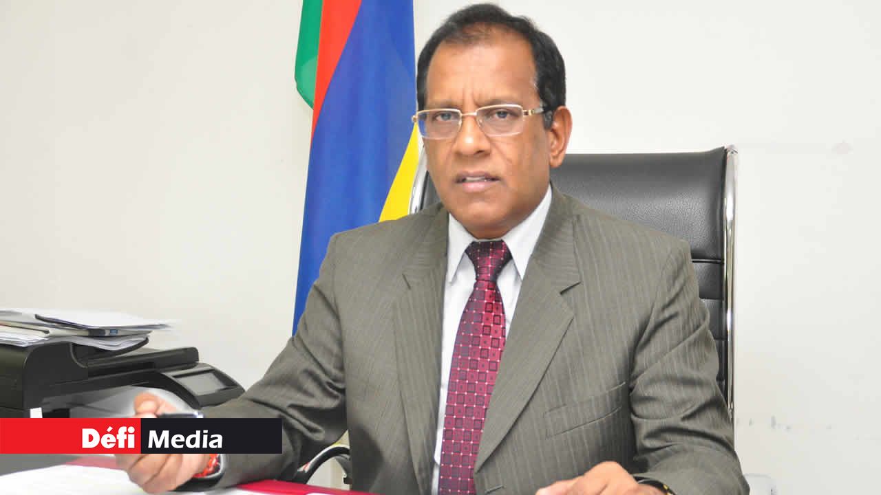 Le ministre Sunil Bholah.