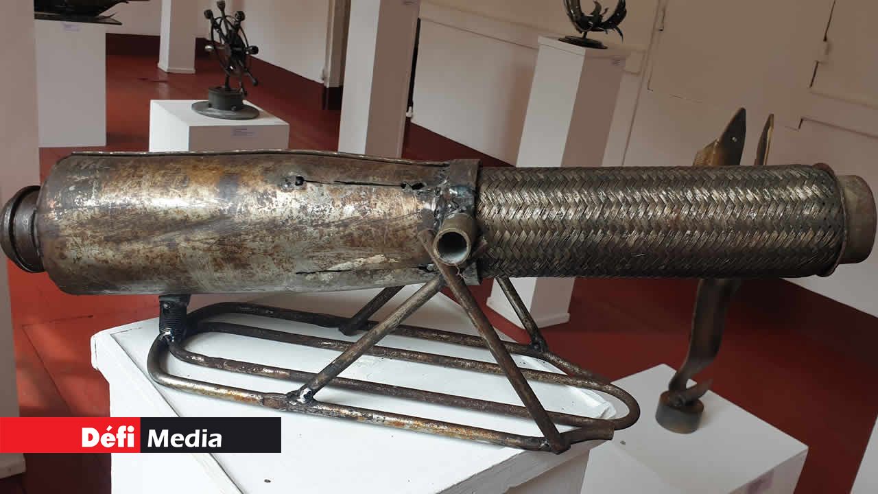 Mille milliards de mille sabords… aurait lancé le capitaine Haddock ! Le canon était l’une des principales armes utilisées pour tenter de gagner une bataille navale. Vick Kumar Shibdoyal réalise ainsi « The Canon » toujours à partir de déchets métalliques. National History Museum