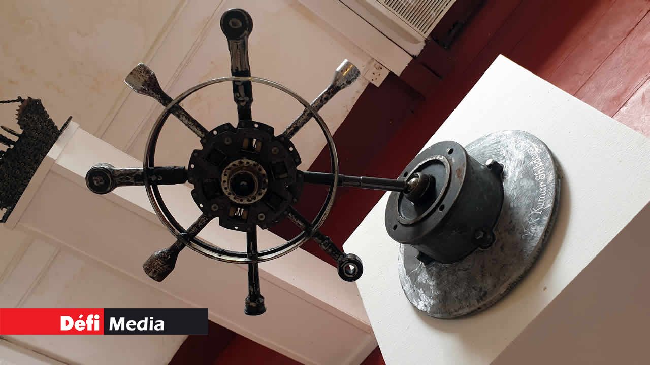 Le gouvernail, élément essentiel pour diriger un bateau. Christopher Collin mise ainsi sur une représentation de cette pièce maîtresse. National History Museum