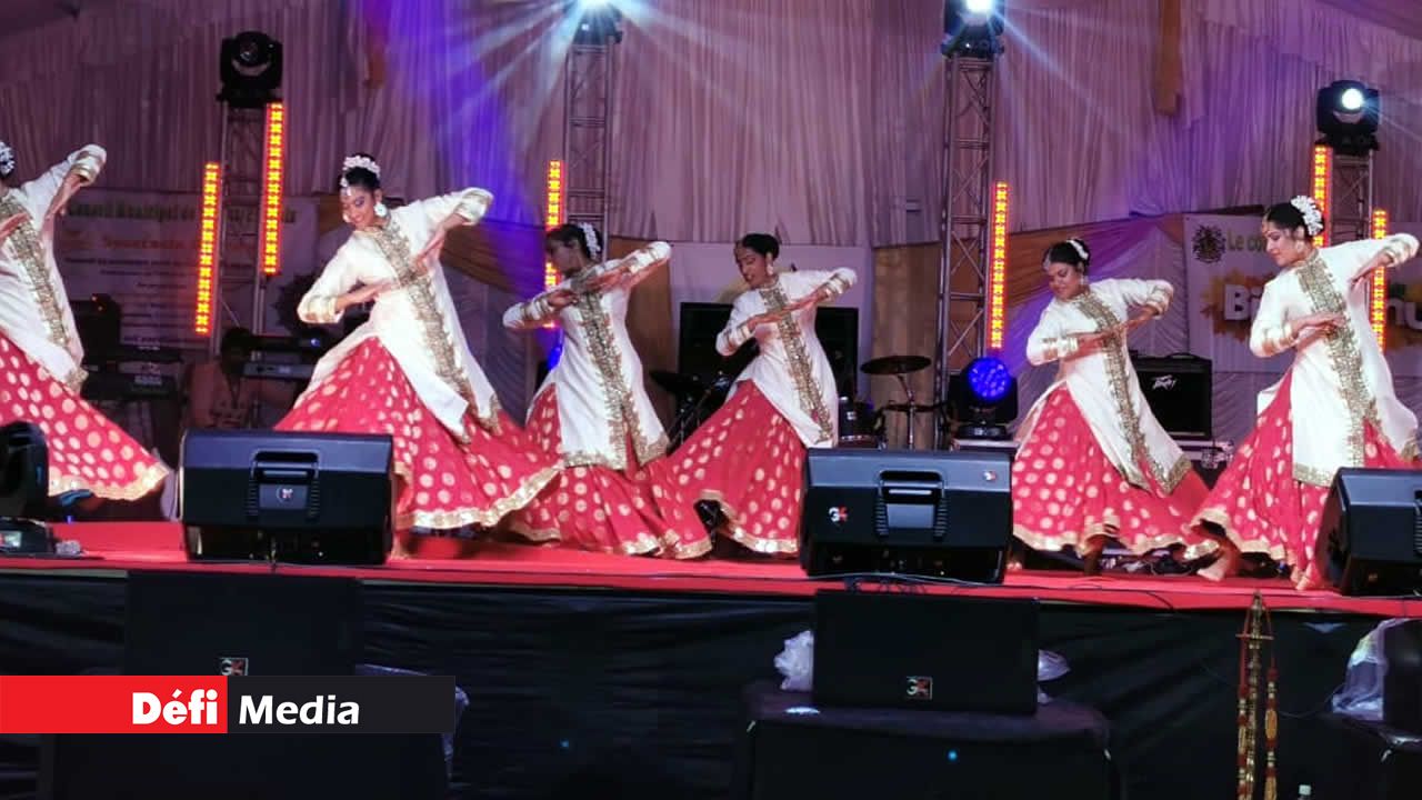 Le Krumania Dance Group a époustouflé le public. Divali