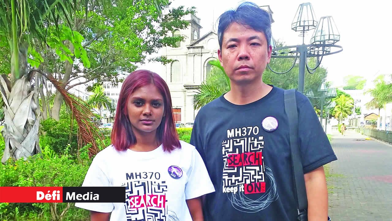 Des proches des disparus du vol MH 370 à Maurice