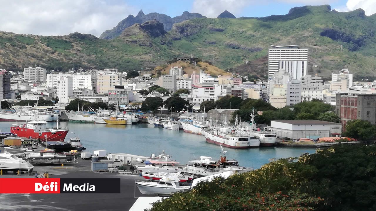 Pêche : un bateau semi-professionnel lancé vers mi-février