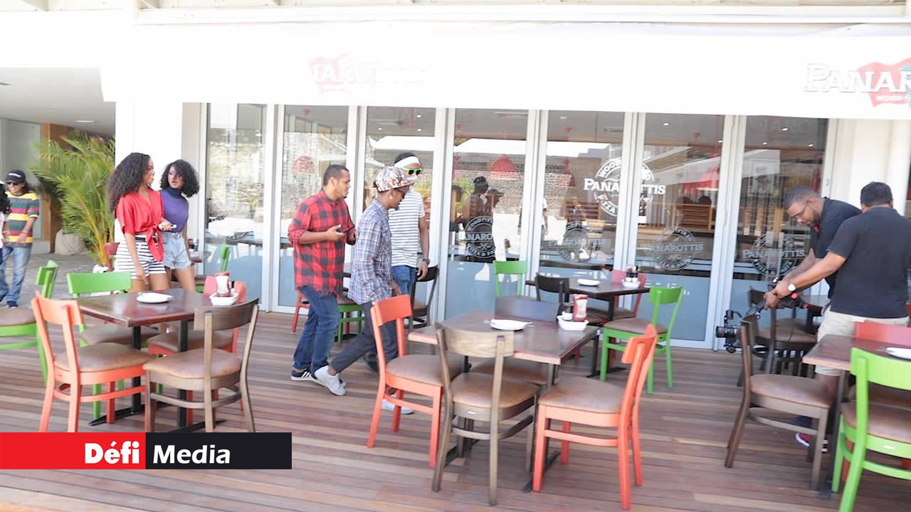 Le premier jour, le tournage a lieu au Panarottis à Port-Louis. Ti Fourmi