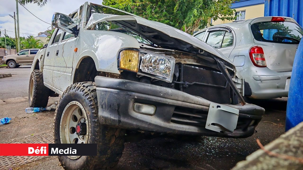 Le véhicule que conduisait Anthony Argendra endommagé après ce terrible accident.