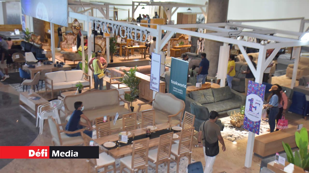 Teak World propose des remises entre 15 % et 40 % sur certains produits.