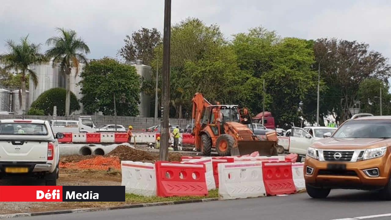 Les travaux au rond-point de Pont-Fer sont entamés.
