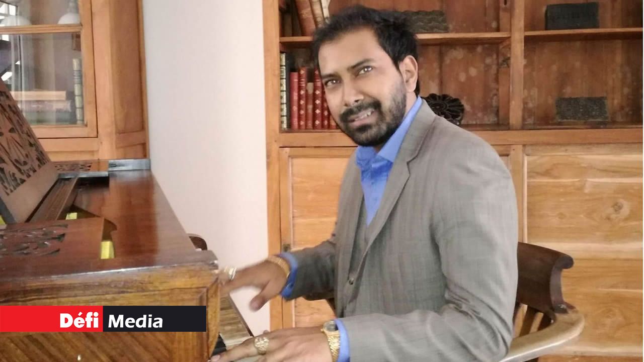 Saneethe Vidwan Sharvan Boyjoonauth