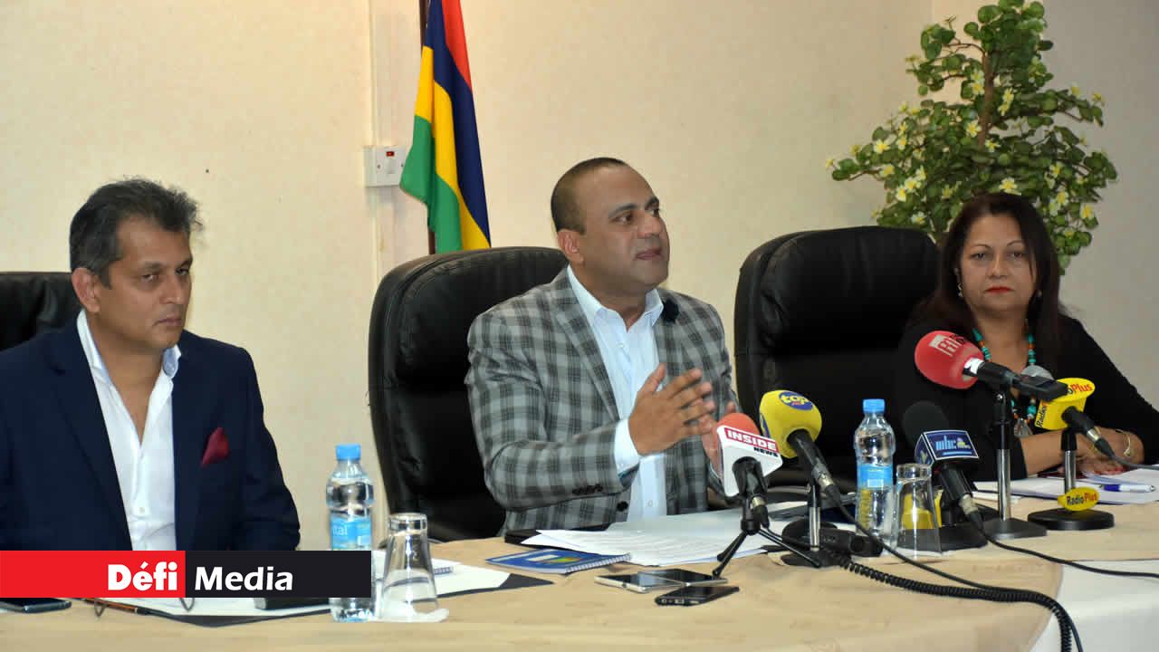 Zouberr Joomaye, Bobby Hurreeram et Marie Claire Monty