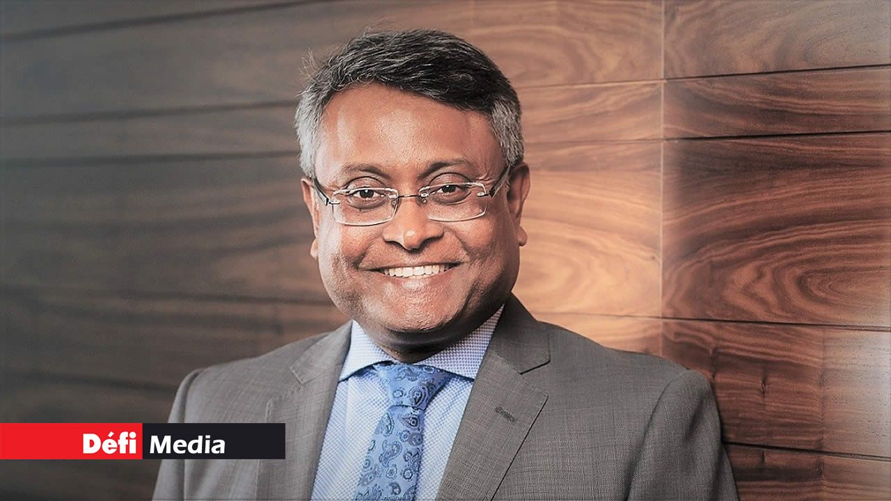 Sandeeren Colandavaloo