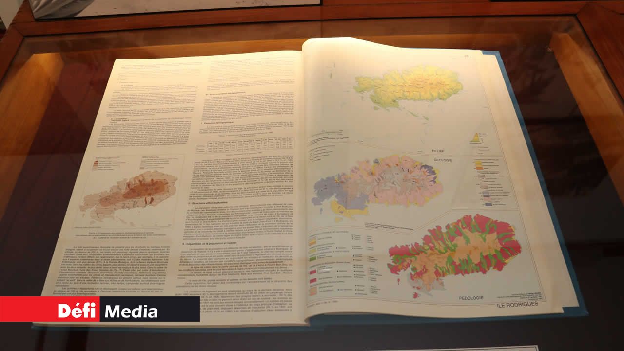 Un livre, un document, une histoire... Rodrigues