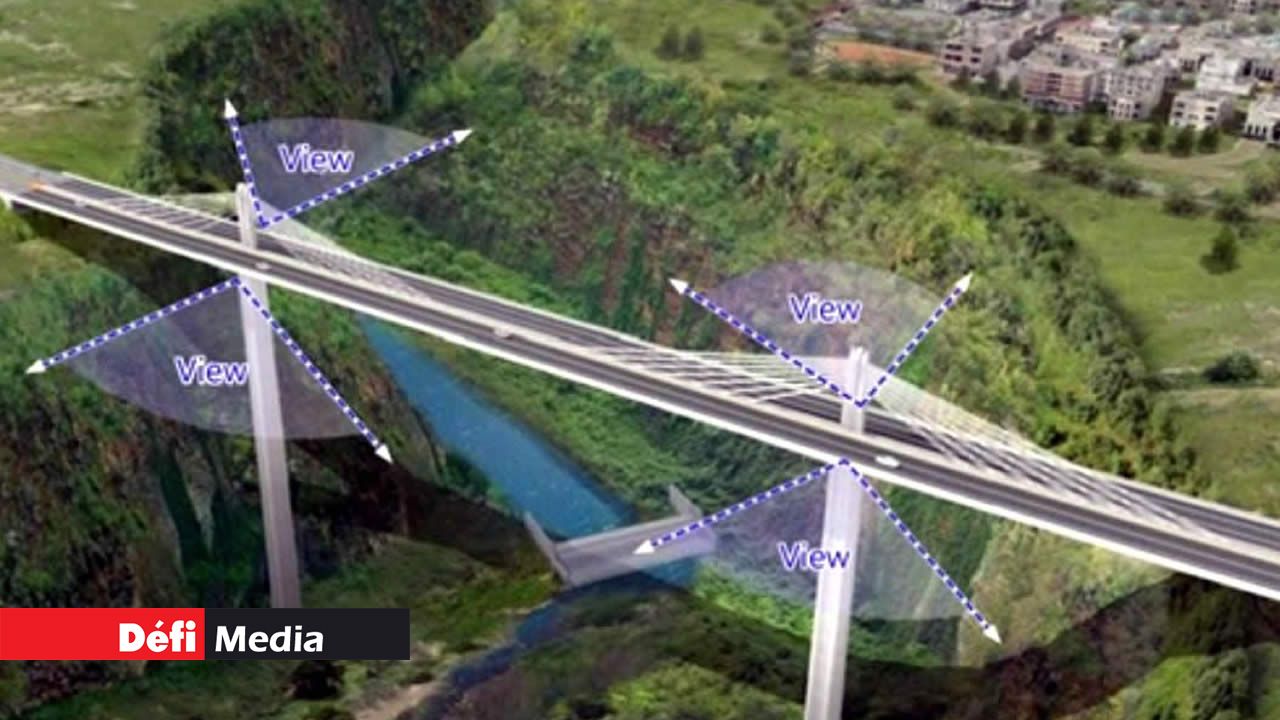 Nous constatons ici la distance que le pont enjambera, soit plus de 300 mètres.