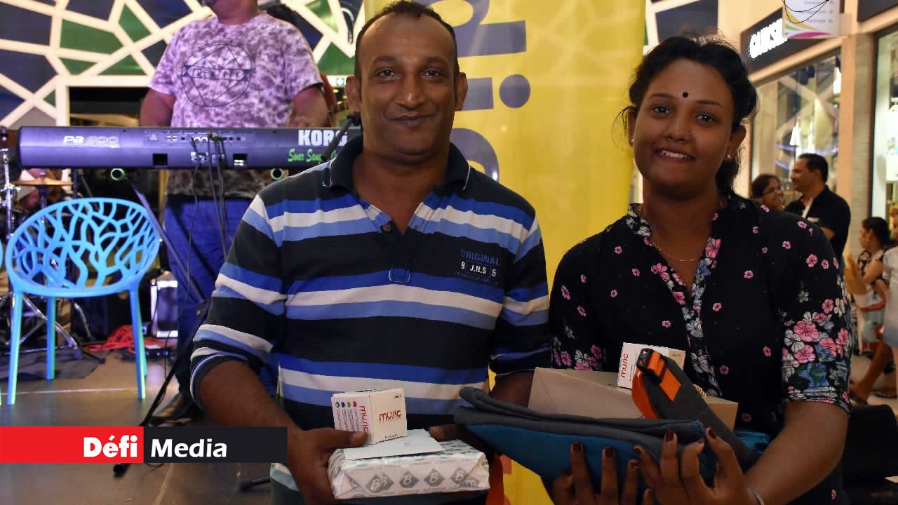 Deepshikha Rajee a terminé en première position, suivi de Riaz Oozeer. Gamat Dan Vilaz