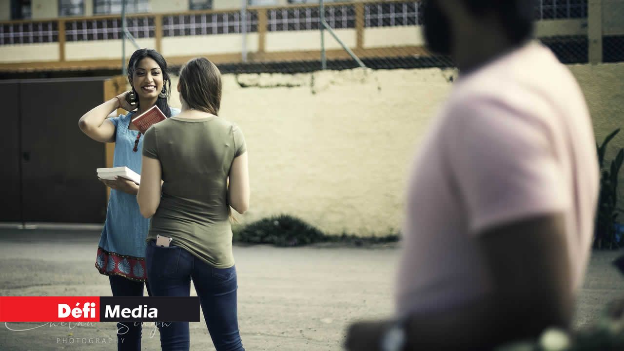 Elle était belle et heureuse. Elle était étudiante et cultivait de nombreux rêves. Mais elle n’était pas préparée à ce qui allait se produire. Chhapaak