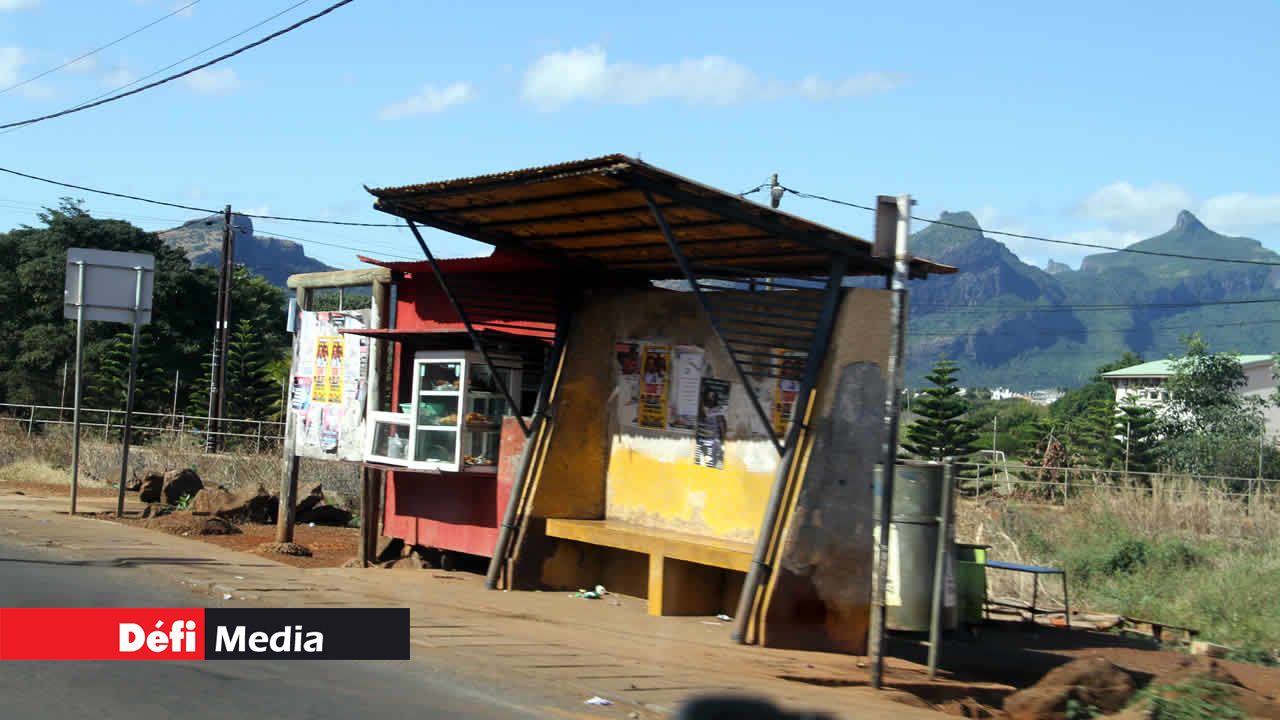 Plutôt rigolo comme abribus. abribus