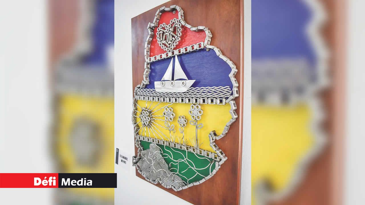 Son œuvre « L’Ile Maurice, mon pays ».