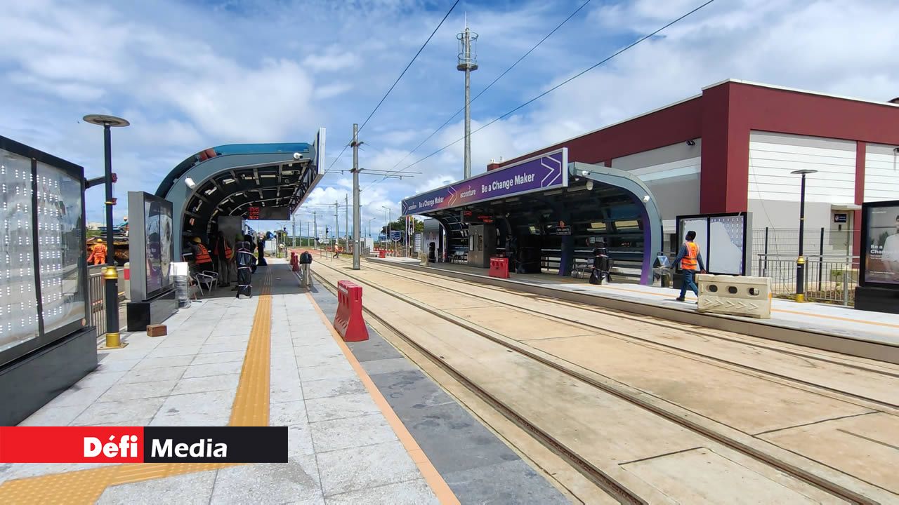 La station de métro à Ébène est prête à accueillir ses premiers usagers.
