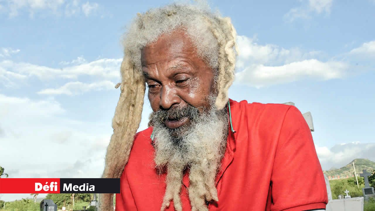 Reynald, le frère aîné de Kaya qui vit désormais à la Réunion.