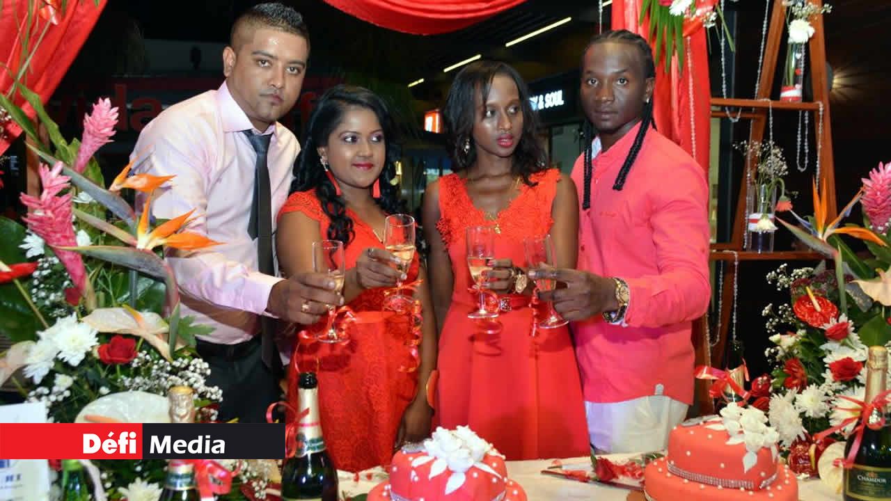 En 2018, Radio Plus avait organisé les fiançailles de Bhavish Dinraj et Sheela Matonah et celles de Stéphano Stafford et Charlène Soopaul. Saint-Valentin