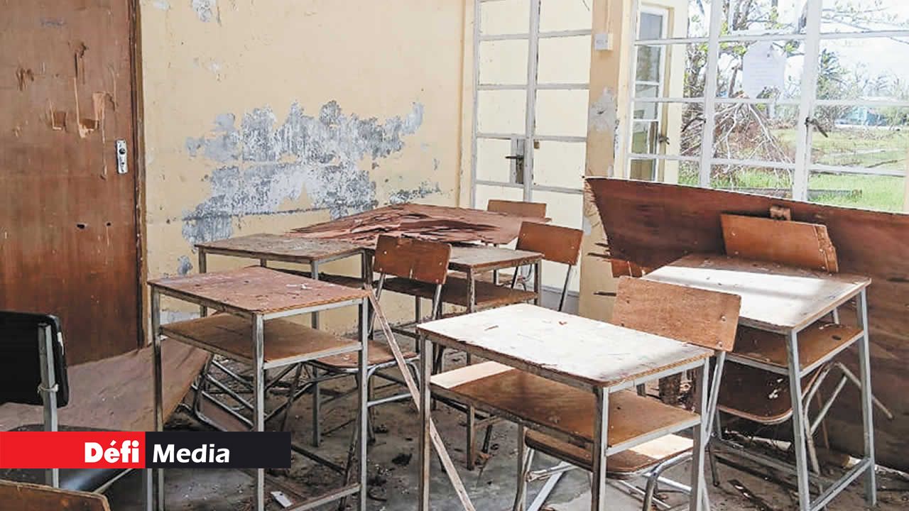 Le toit de l’établissement n’a pas résisté aux vents violents du cyclone Chido.