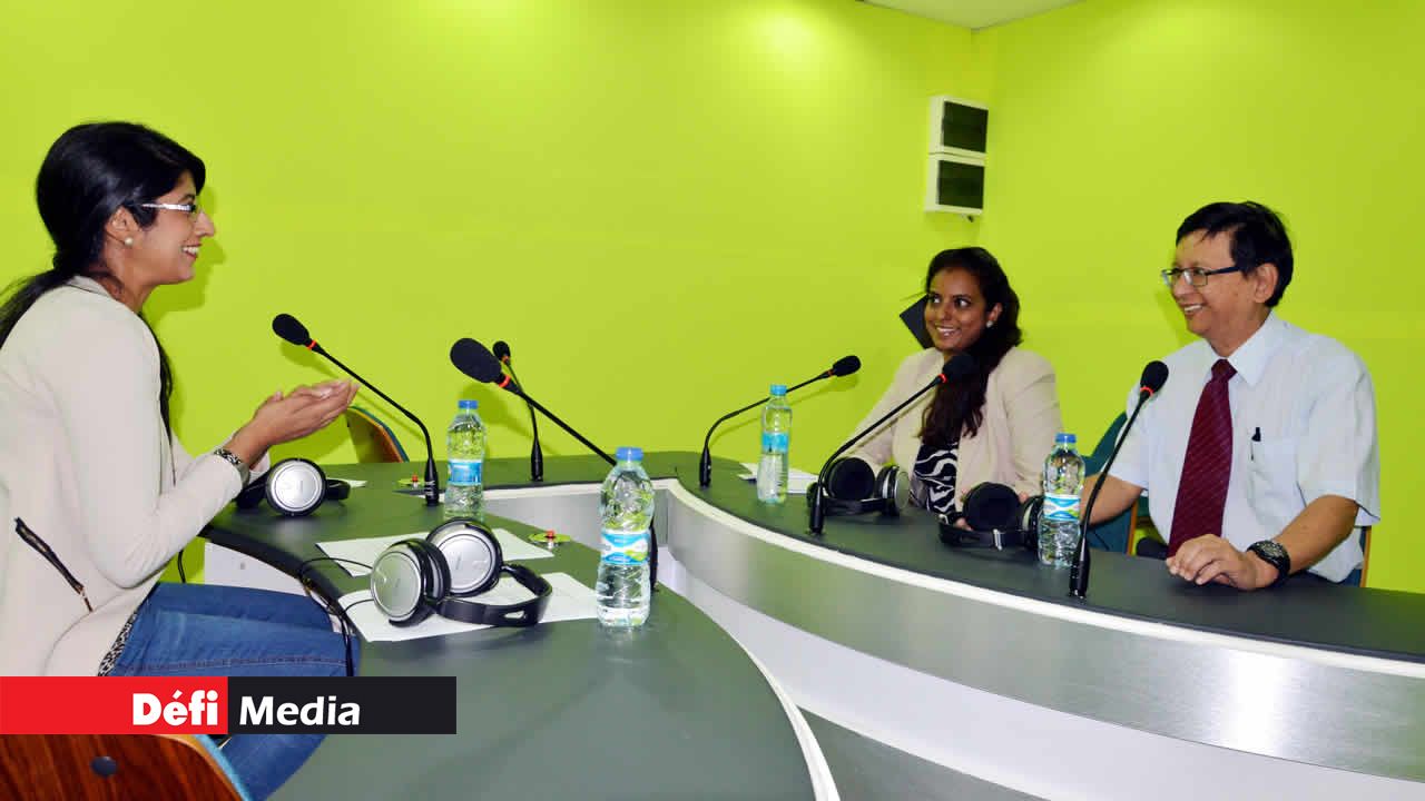 Le Dr Amna Khaidoo et Gaëtan Li étaient les invités de Caroline et de Jean-Marie.