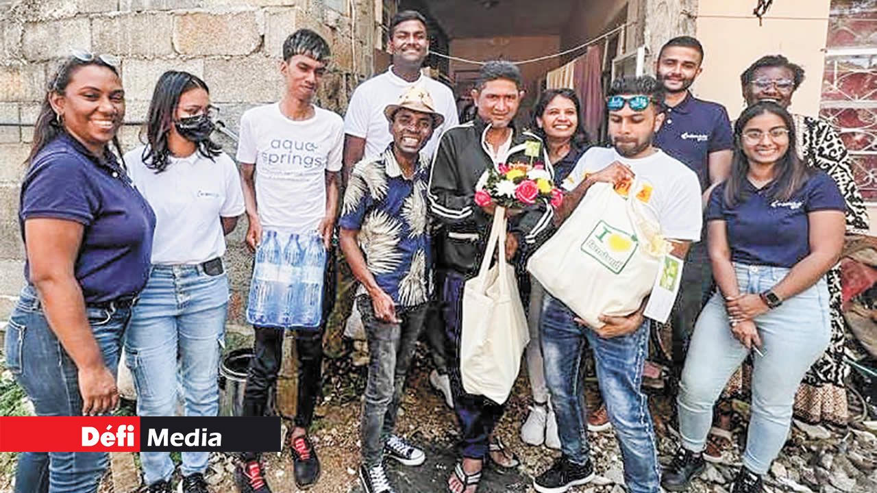 Jhungoor, du village de Triolet.
