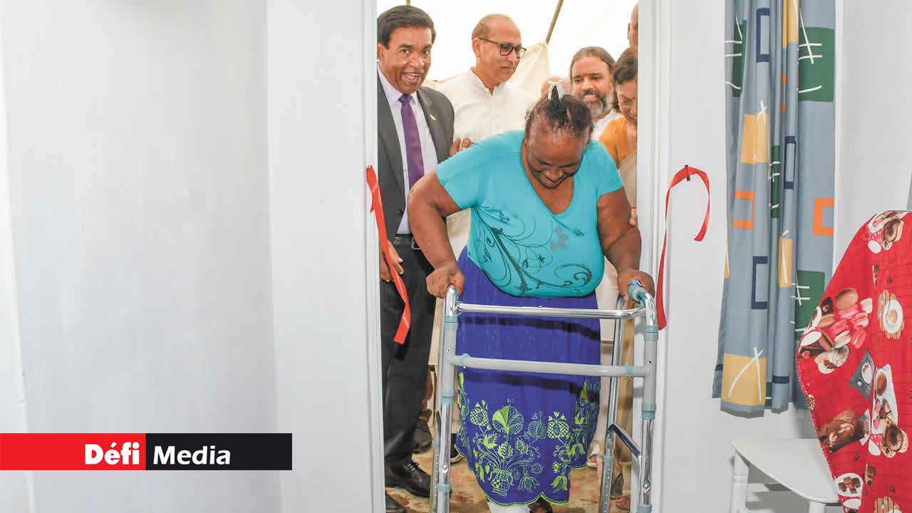 C’est avec une immense joie que la septuagénaire a franchi le seuil de sa nouvelle maison.