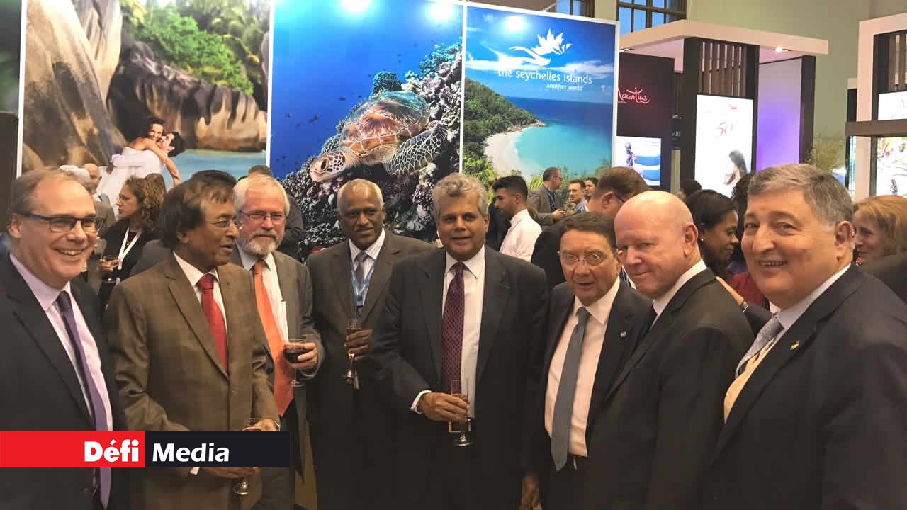 Au stand des Seychelles