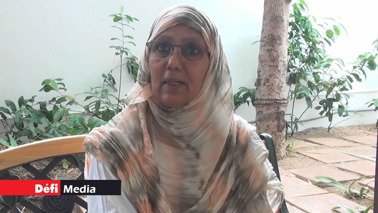 Rekha  n’est pas restée insensible en entendant le message de Shahana.