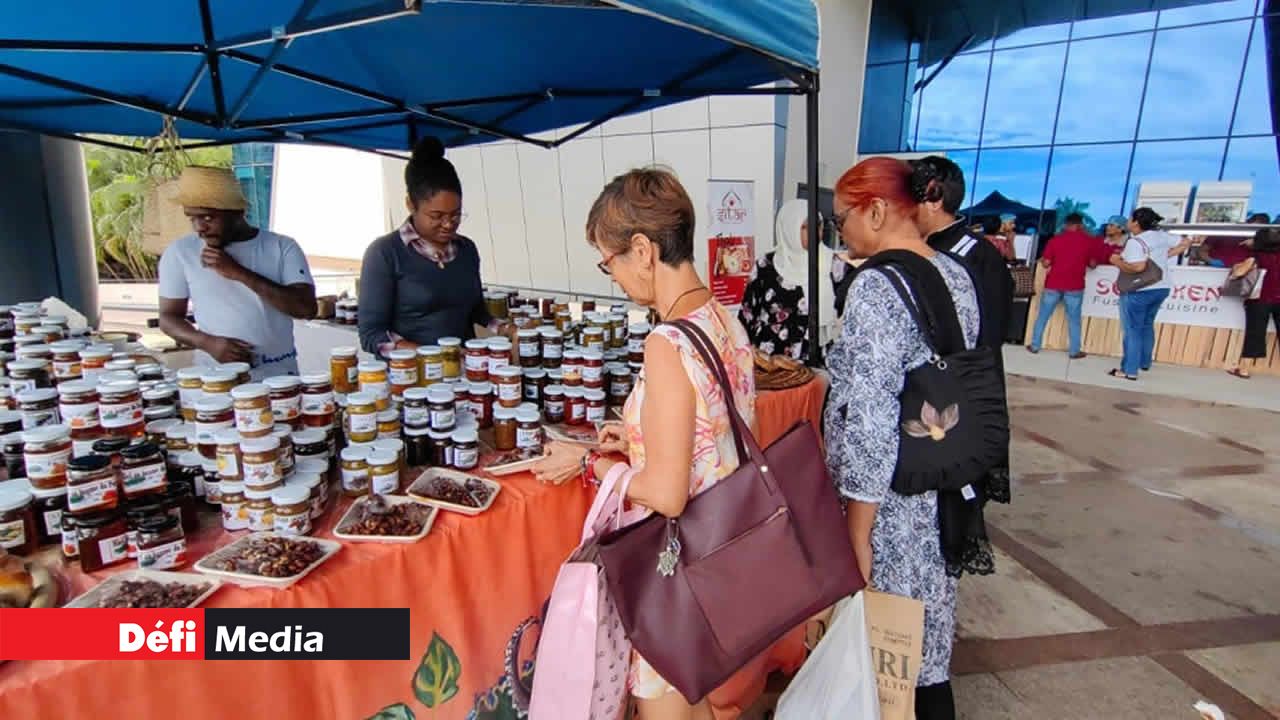 Piments achards et autres à découvrir sur le stand de Vira Botshare.