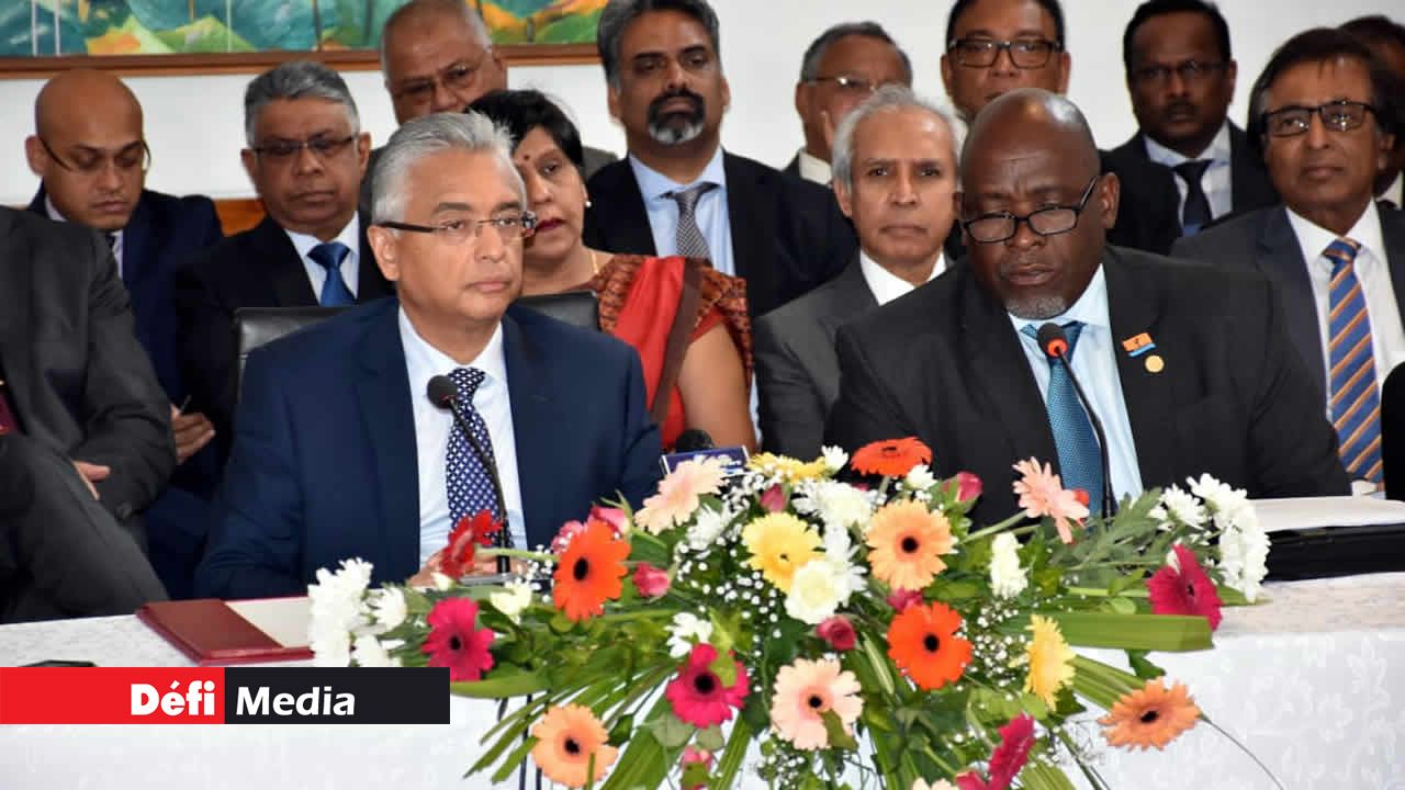 Pravind Jugnauth et Olivier Bancoult