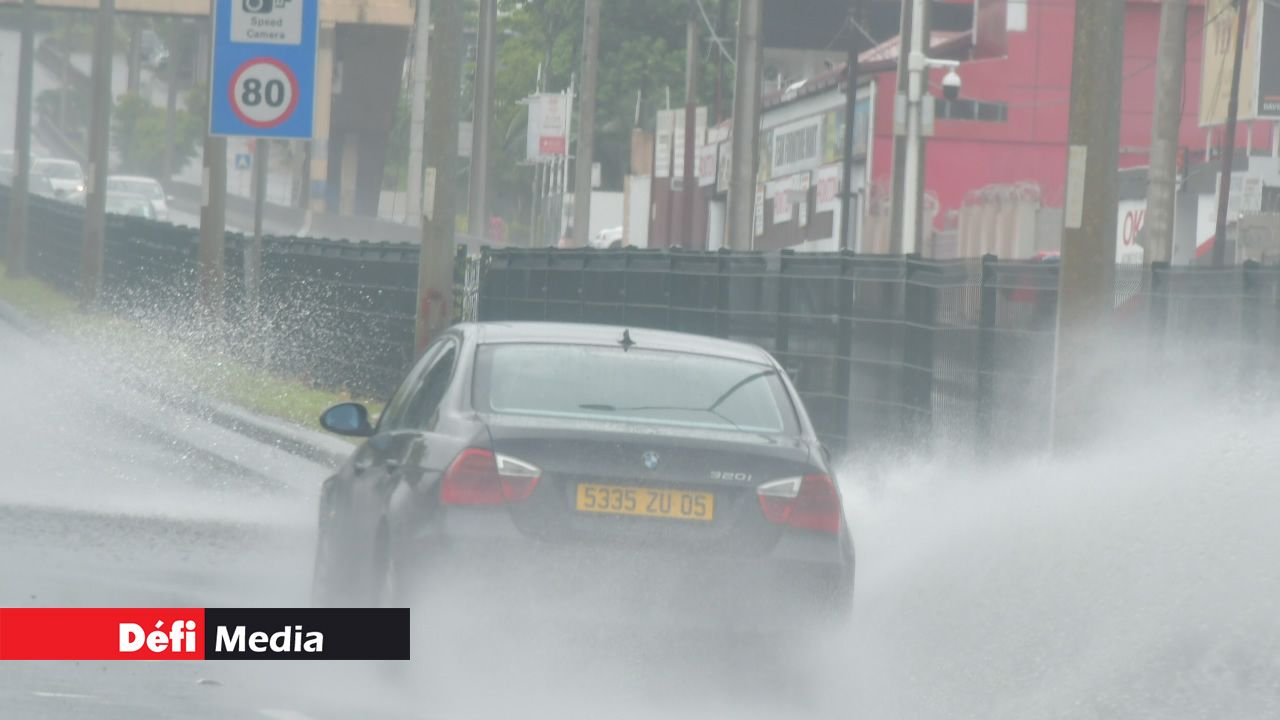 Alors que le soleil brillait de mille feux à Mont-Choisy, d’autres endroits ont eu moins de chance, comme ici à Pailles.