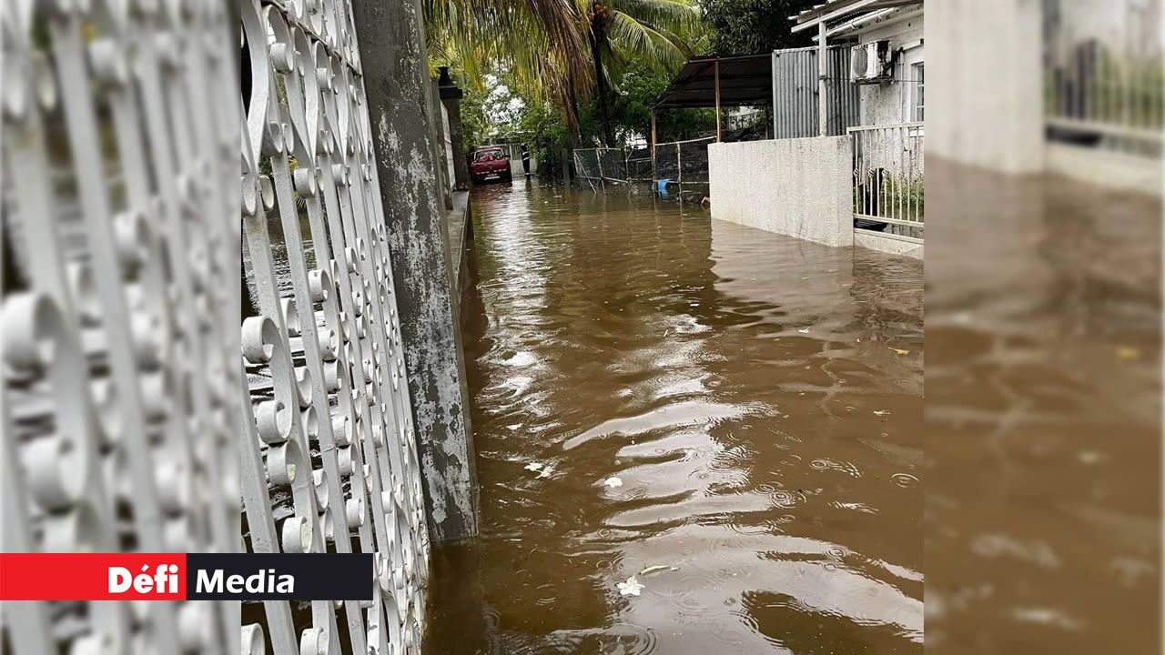 Pluies torrentielles : le calvaire de huit familles à Grand-Baie