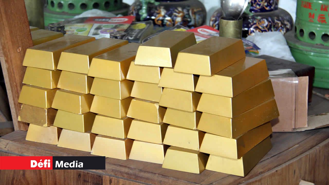 Lingots d’or en bois... décoratifs. Invitation au voyage dans le passé