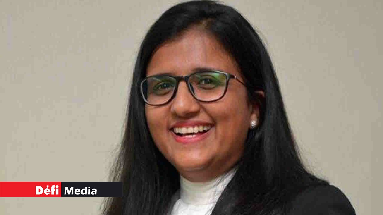 Me Neelam Ramsaran-Jogeea 