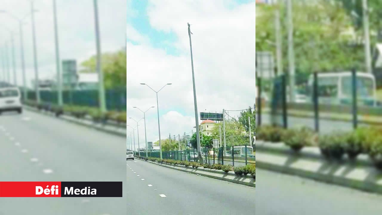 Damaged street lighting pole