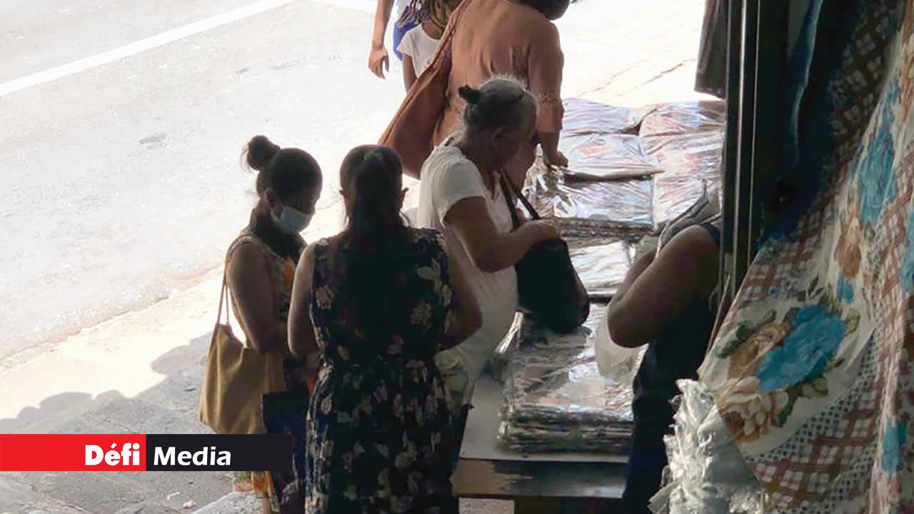 Les rideaux et les objets décoratifs font partie des bestsellers en cette fin d’année.