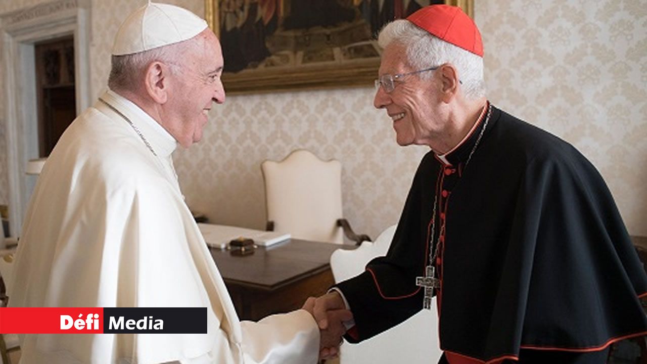 L’année dernière, le cardinal Piat et les évêques de l’océan Indien ont rencontré le pape François pour la visite « ad limina » au Vatican.