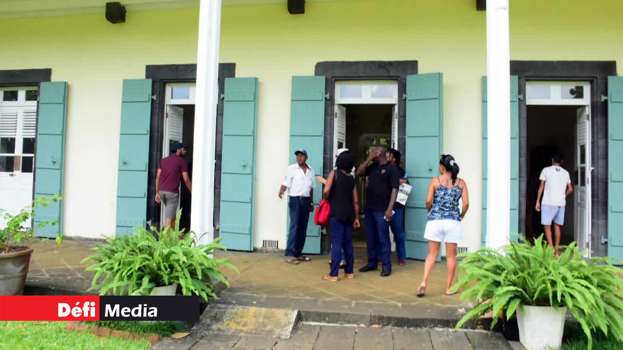 À l’intérieur du Château de Mon Plaisir à Pamplemousses. Au cœur de notre patrimoine