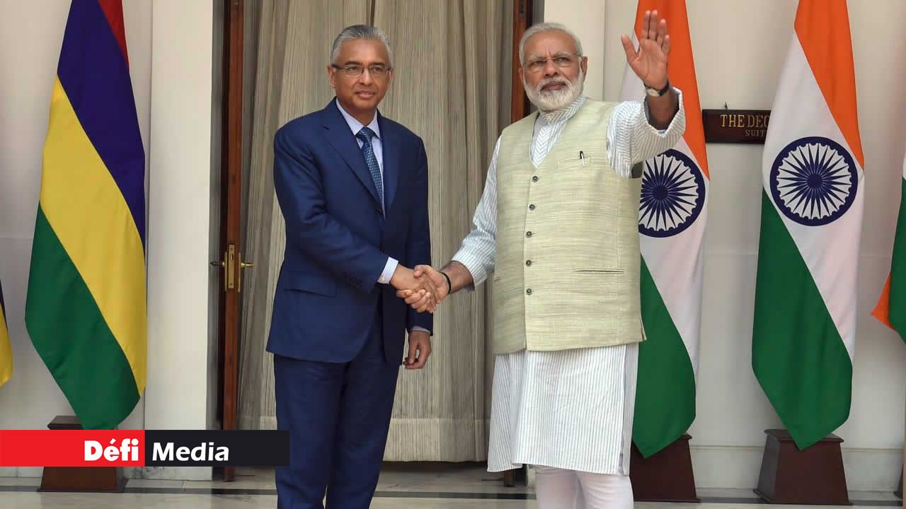 Le Premier ministre Pravind Jugnath avec son homologue Narendra Modi.