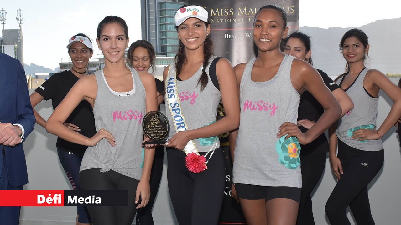 Angélique Sanson, Ava Memero et Mishma Caullychurn. Les deux premières mentionnées ont terminé ex-æquo. Angélique Sanson, Ava Memero et Mishma Caullychurn. Les deux premières mentionnées ont terminé ex-æquo.