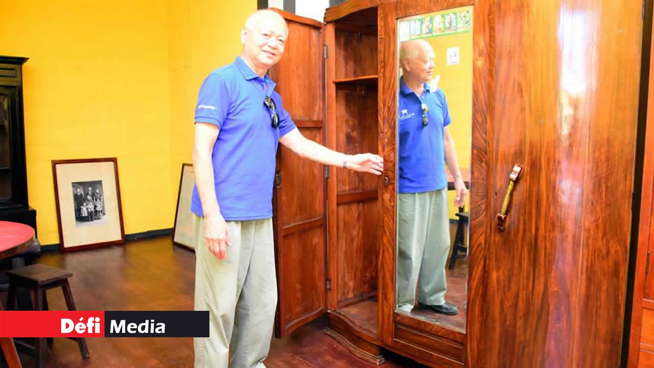 Cette armoire, appartenant à une famille chinoise, a été restaurée. Immigrants chinois