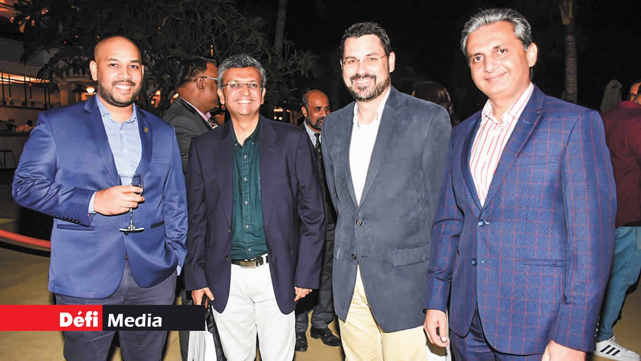 Vrigesh Futta, Sudheer Prabhu, Florent Masson et Manish Rajwani.