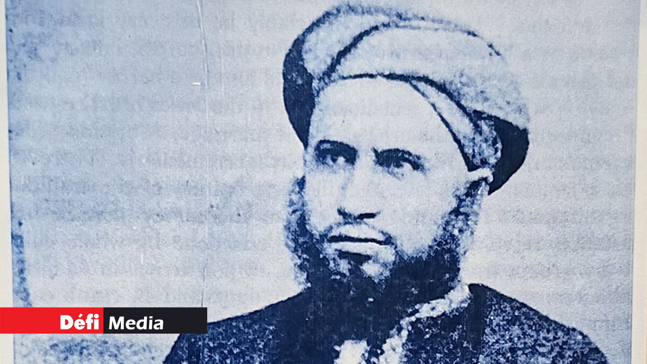 Daoodjee Mamode Vayid a été le premier Mauricien à recevoir officiellement le titre « Effendi ». Il était sur la liste des nominations pour devenir le troisième consul honoraire de la Turquie à Maurice.