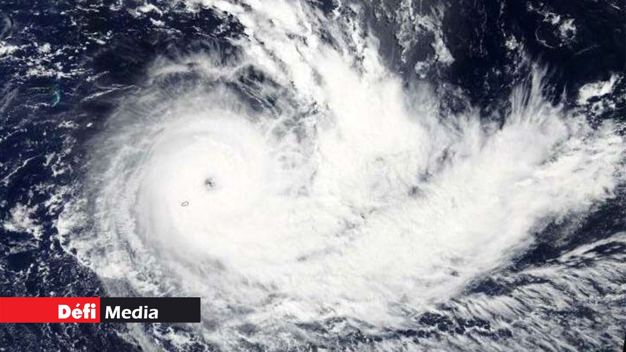 Cyclone tropical intense Joaninha